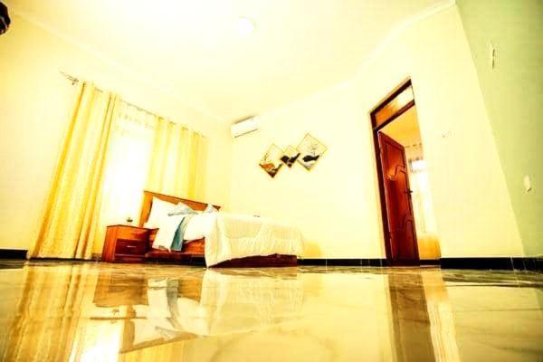 Safi House Bed & Breakfast Boma la Ngombe Luaran gambar