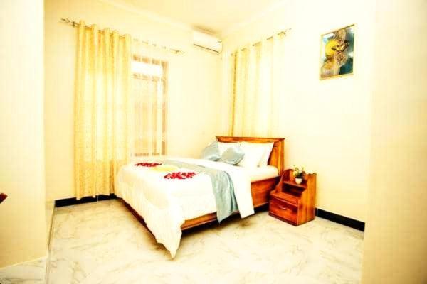 Safi House Bed & Breakfast Boma la Ngombe Luaran gambar